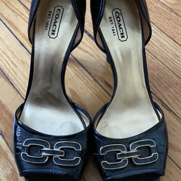 Coach Heels With Buckle - Picture 2 of 3